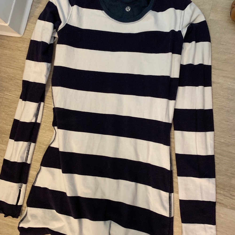 Lululemon navy & white longsleeve reversible navy